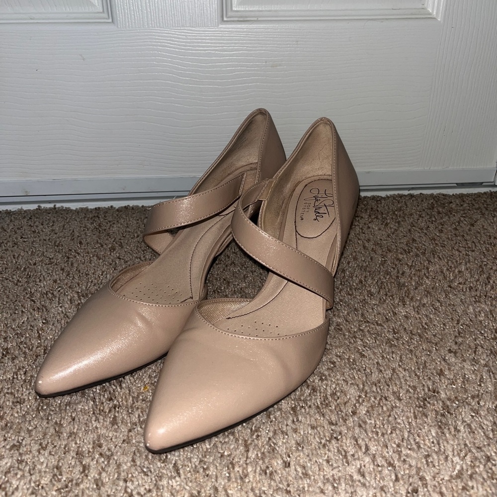 Nude Pointed Toe Pumps